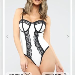 Lace Contrast Bandage Bodysuit